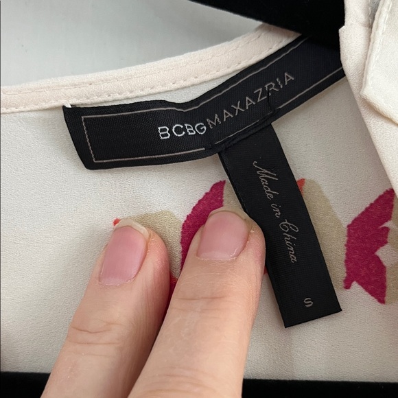 BCBGMaxAzria Pink and Cream Patterned Shorts Romper - Picture 5 of 16